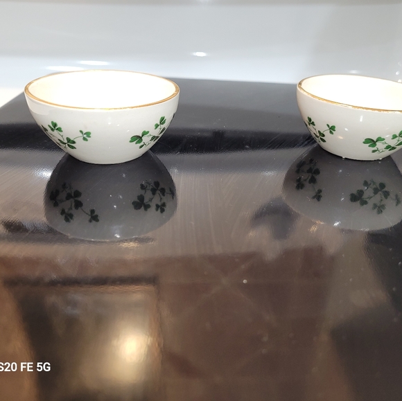 VINTAGE CARRIGALINE POTTERY SHAMROCK LOT - Picture 8 of 10